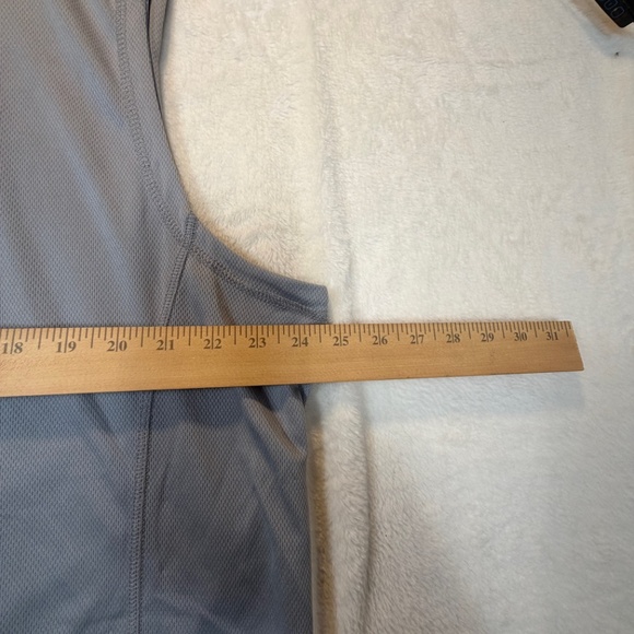 ACX Active Tank Tops Mens Size XL Lot of 2 White Gray Breathable Athletic Perfor - Picture 5 of 7